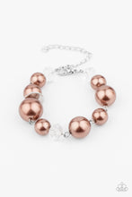 Load image into Gallery viewer, Glamour Gamble - Brown